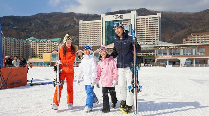 Mùa đông đến Hàn Quốc mà không trượt tuyết tại Vivaldi Park Ski World thì thật là một thiếu sót lớn