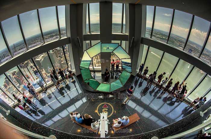 Đài quan sát One World nằm trên đỉnh tòa nhà One World Trade Center