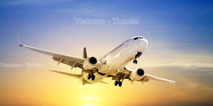 Giá vé máy bay đi Santorini hiện được các hãng hàng không khai thác như Vietnam Airlines, Cathay Dragon,...