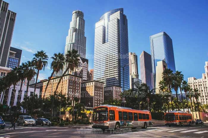 Di chuyển từ sân bay về trung tâm thành phố Los Angeles có 5 phương tiện giao thông