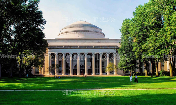 Viện công nghệ Massachusetts bao gồm 5 trường đại học và một trường cao đẳng