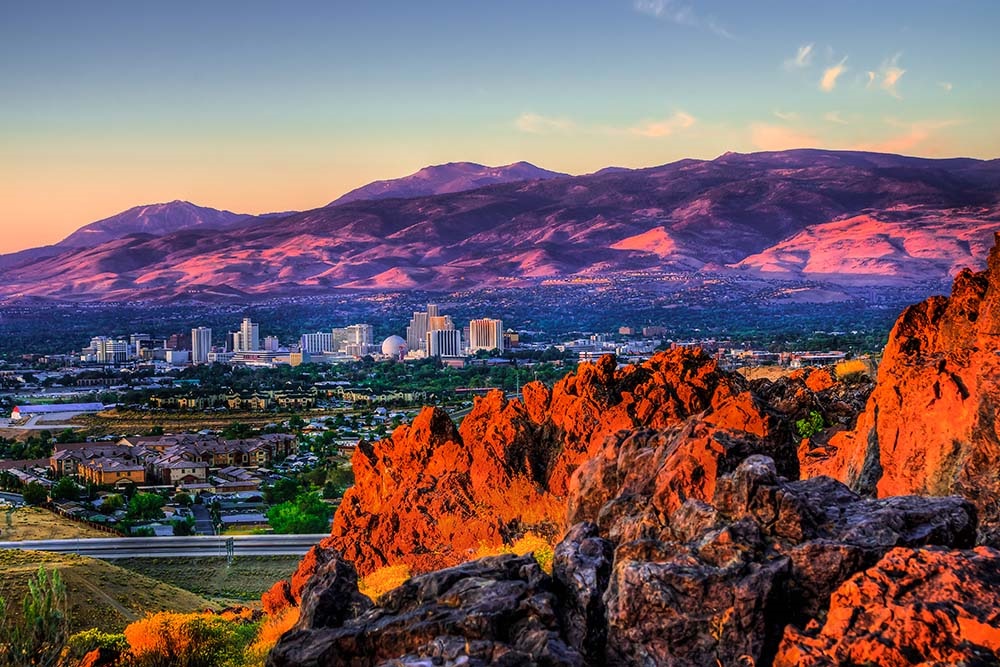 Reno được mọi người gọi với một cái tên đặc biệt, đó là “Thành phố nhỏ nhất thế giới”.