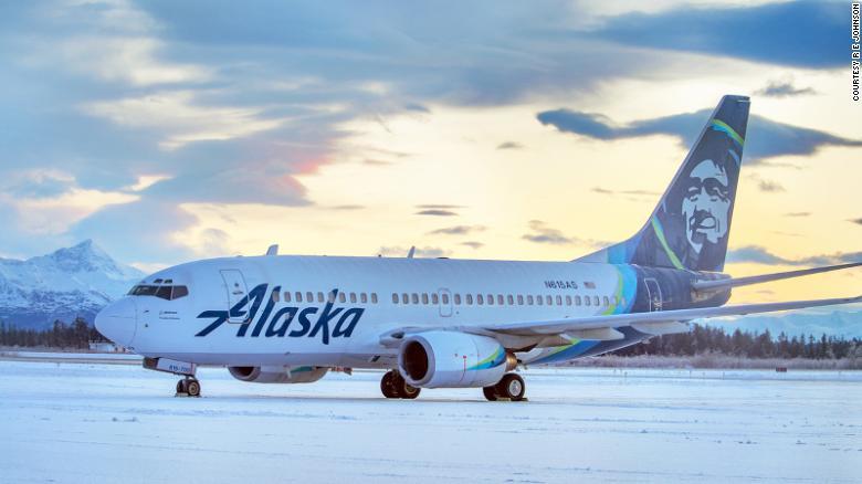 Giá vé trung bình đi Alaska - Mỹ dao động từ 310 - 700 USD tùy thuộc vào từng thành phố, thời gian đặt vé và hãng hàng không