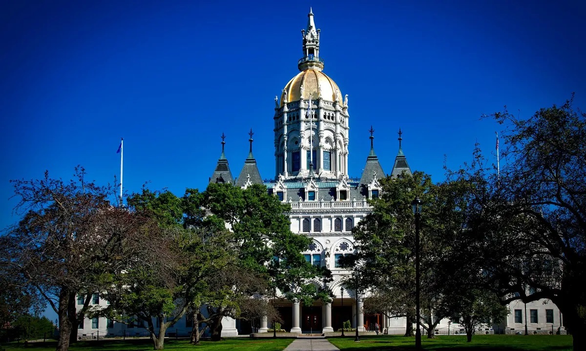 Hartford - Connecticut được xem là một trong những thành phố lâu đời nhất tại Mỹ và là “Thủ đô bảo hiểm của thế giới