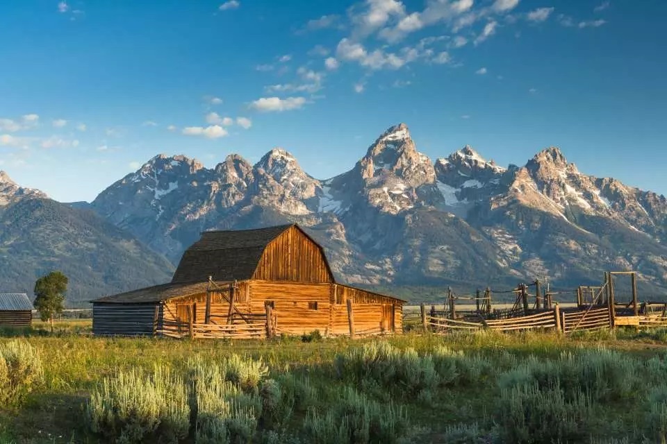 Vườn quốc gia Grand Teton - Wyoming là điểm đến lý tưởng này luôn được đông đảo du khách lựa chọn khi ghé thăm