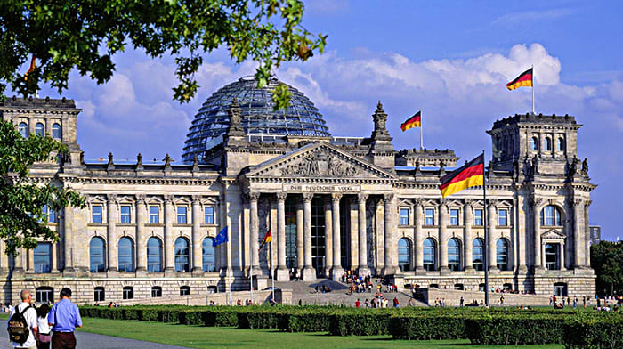 Địa điểm du lịch ở Berlin | Tòa nhà Reichstag