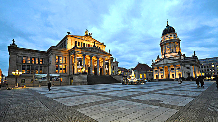 Quảng trường Gendarmenmarkt | Địa điểm du lịch nổi tiếng ở Berlin