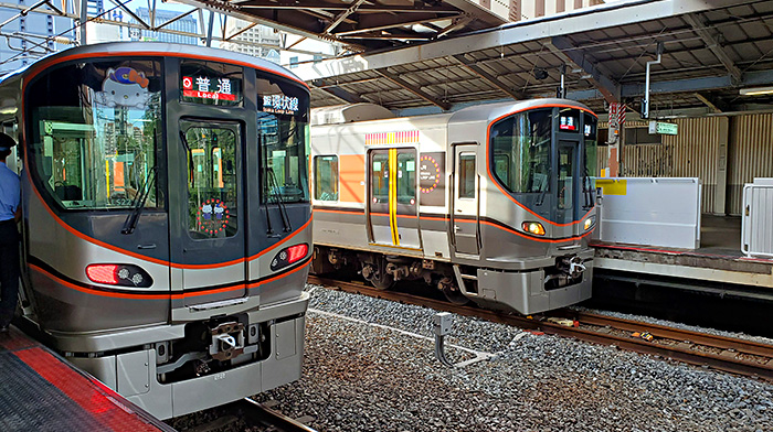 Tuyến tàu Osaka Loop Line (JR West) đi lâu đài Osaka khởi hành từ ga Osaka