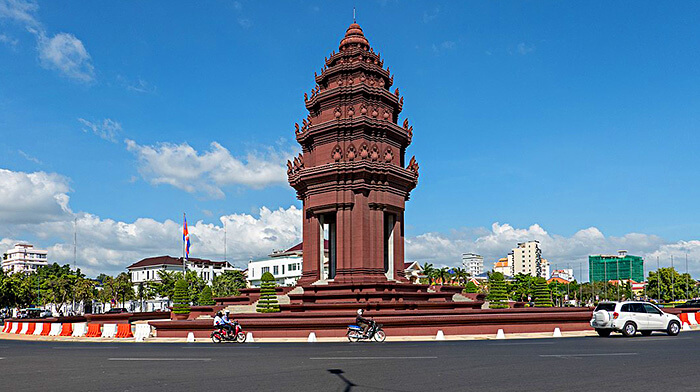 Tượng đài độc lập - Biểu tượng thủ đô Phnom Penh | Vé máy bay Hà Nội Phnom Penh