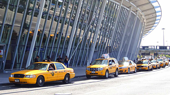 Xe Taxi sân bay John F.Kennedy (JFK) | Vé máy bay từ TP.HCM đi New York