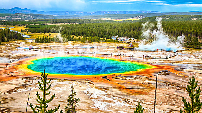 Suối nước nóng đa sắc Grand Prismatic | Vườn quốc gia Yellowstone