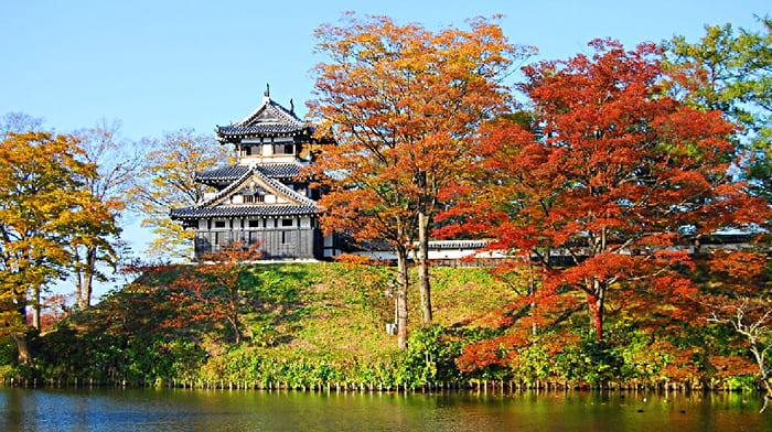 Lâu đài Takada vào mùa thu tuyệt đẹp | Địa điểm du lịch Niigata