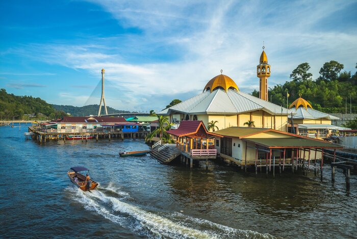 Chợ nổi Kampong Ayer \ Đặt Vé Máy Bay đi Brunei Giá Rẻ tại Đại lý Vietnam Tickets Hotline 19003173
