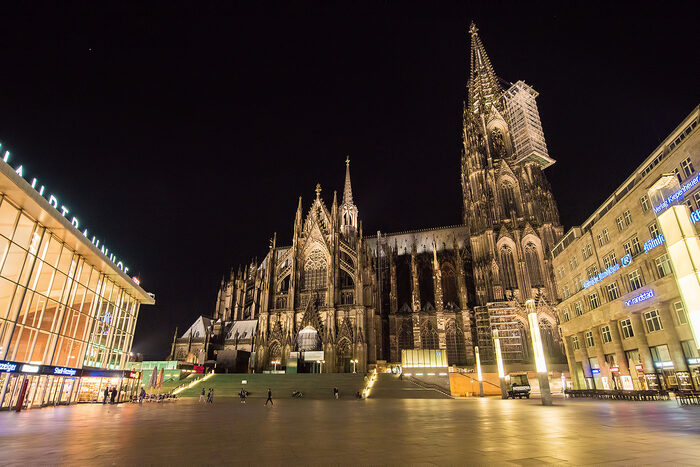 Cologne về đêm | Vé Máy Bay Cologne Giá Rẻ tại Đại lý Vietnam Tickets Hotline 19003173