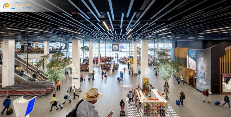 Sân bay quốc tế Amsterdam - Hà Lan