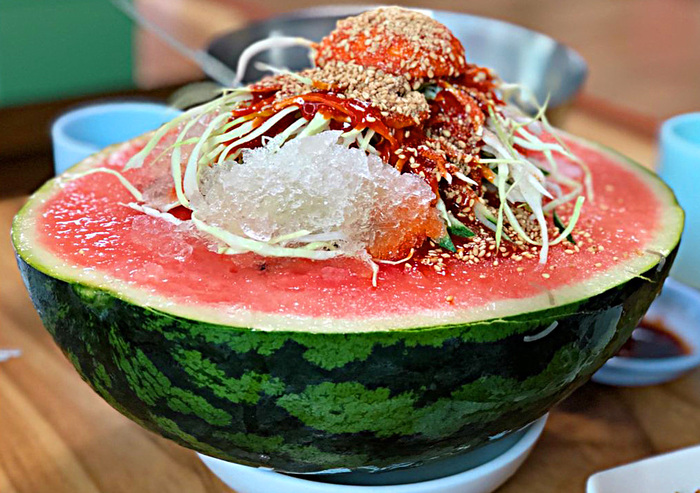 Watermelon Naengmyeon Incheon | Vé Máy Bay Tp.Hồ Chí Minh Incheon Giá Rẻ tại Đại lý Vietnam Tickets Hotline 19003173