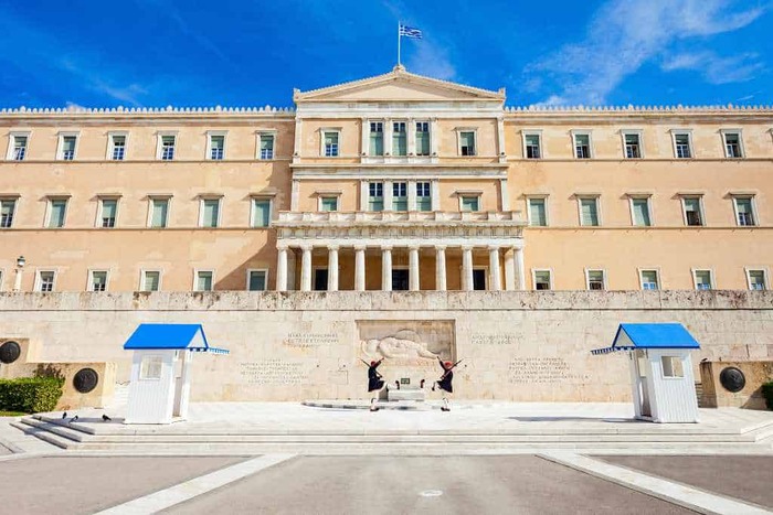 Quảng Trường Syntagma Athens Hy Lạp \ Vé Máy Bay đi Hy Lạp Giá Rẻ tại Đại lý Vietnam Tickets Hotline 19003173