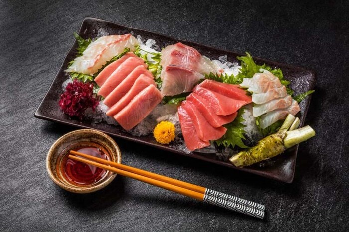 Sushi & Sashimi | Vé Máy Bay Hà Nội Nhật Bản Giá Rẻ tại Đại lý Vietnam Tickets Hotline 19003173