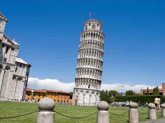 Tháp Nghiêng Pisa | Vé Máy Bay đi Ý Giá Rẻ tại Đại lý Vietnam Tickets Hotline 19003173