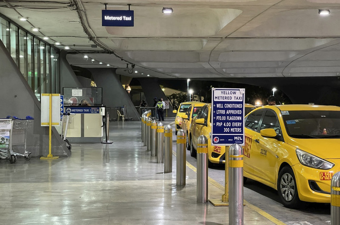 Xe Taxi sân bay đi vào trung tâm thành phố Milan | Vé Máy Bay đi Milan Giá Rẻ tại Đại lý Vietnam Tickets Hotline 19003173