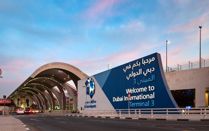 Sân bay Dubai DXB | Vé Máy Bay từ Ả RẬp về Việt Nam Giá Rẻ tại Đại lý Vietnam Tickets Hotline 19003173