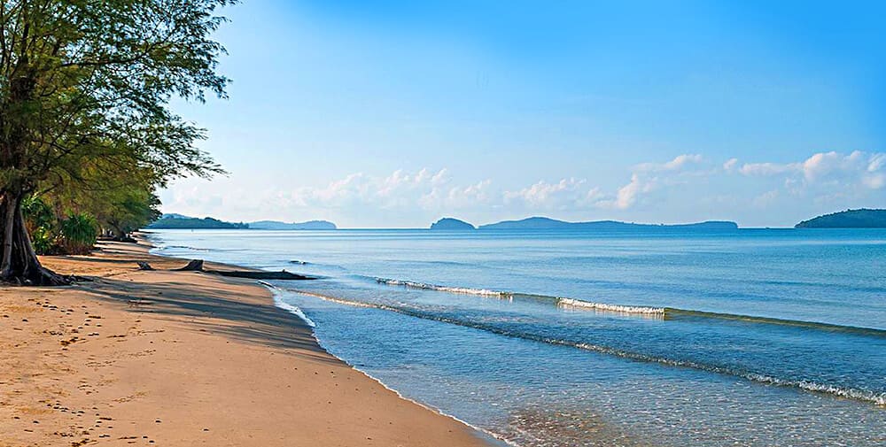 Khung cảnh biển bình yên thơ mộng tại Sihanoukville | Vé Máy Bay đi Sihanoukville