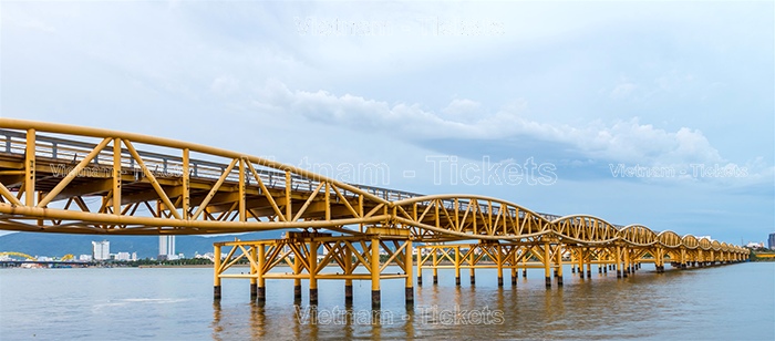Check-in tại cây cầu Nguyễn Văn Trỗi có lịch sử hơn 50 năm | Ăn chơi gì ở Đà Nẵng