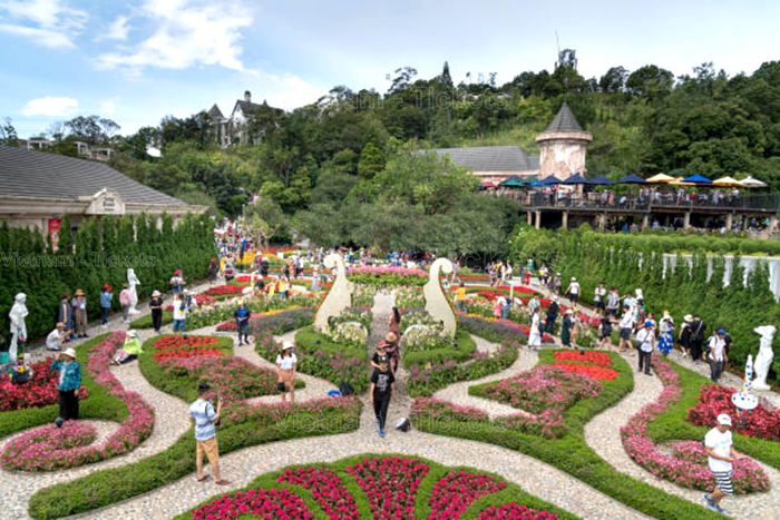 Tham quan khu vườn hoa tại Bà Nà Hills | Địa điểm du lịch gần Đà Nẵng