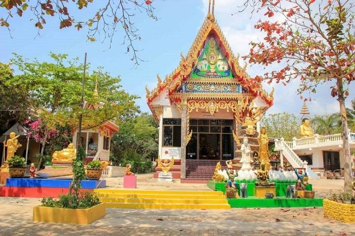 Đền Wat Mai Samraan