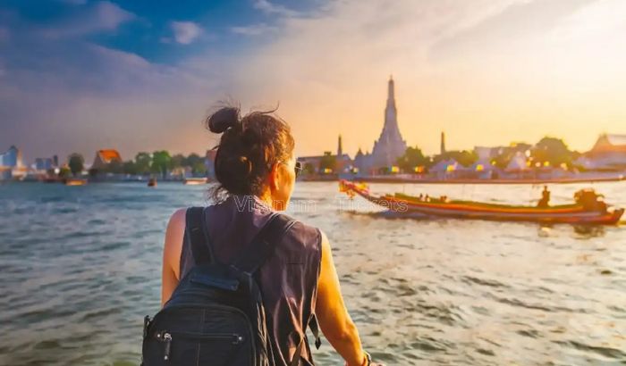 Sông Chao Phraya là địa điểm du lịch Bangkok hấp dẫn nhiều du khách