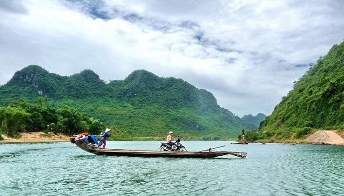 Bàu Tró là nguồn cung cấp nước ngọt chính tại xã Đồng Hới