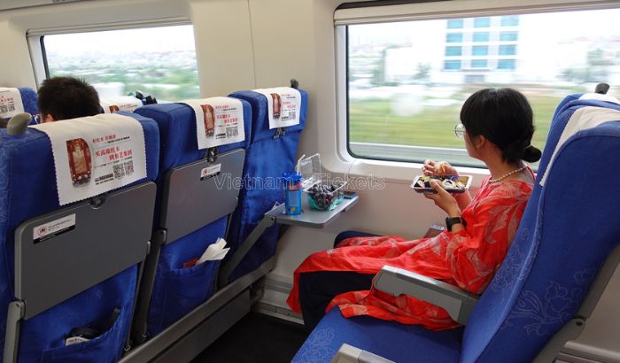  Bạn có thể tiết kiệm chi phí du lịch Trung Quốc tự túc bằng tàu hỏa