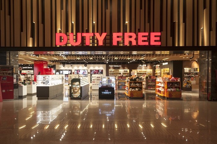 Bạn có thể mua sắm miễn thuế tại sân bay Suvarnabhumi