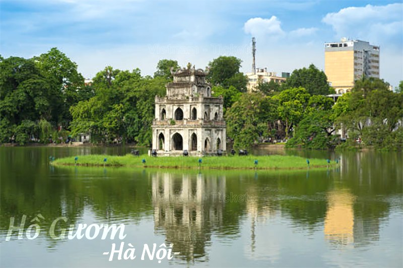 Hồ Gươm - vẻ đẹp huyền thoại, đầy thơ mộng giữa lòng Hà Nội | Giá vé máy bay Buôn Ma Thuột Hà Nội