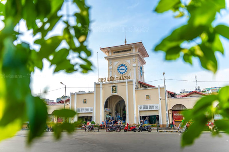 Chợ Bến Thành - biểu tượng Sài Gòn bạn không thể thiếu trong kho ảnh khi đến thăm thành phố này | Giá vé máy bay Huế Sài Gòn