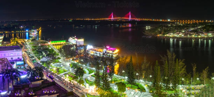 Toàn cảnh bến Ninh Kiều về đêm | Kinh nghiệm du lịch Cần Thơ