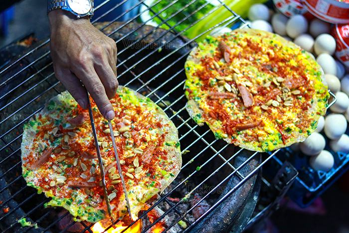 Bánh tráng nướng - món ăn vặt thơm ngon khó cưỡng tại Đà Lạt | Kinh nghiệm du lịch Đà Lạt