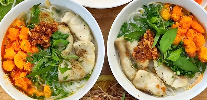 Bún cá bữa sáng thơm ngon quen thuộc của người dân xứ biển Kiên Giang | Kinh nghiệm du lịch Kiên Giang