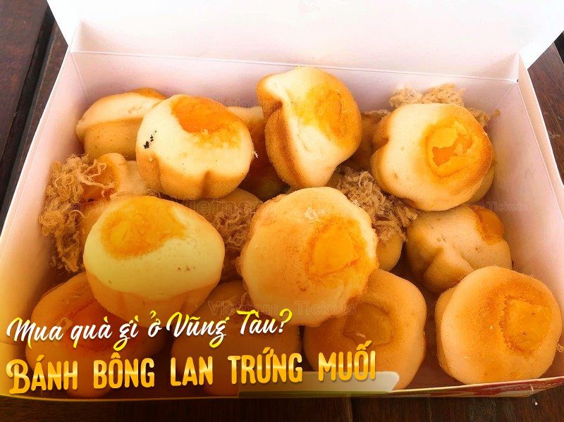 Mua quà gì ở Vũng Tàu? Bánh bông lan trứng muối