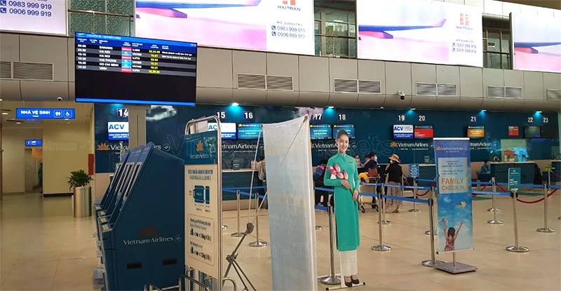 Một góc khu vực check-in tại nhà ga sân bay Cam Ranh Khánh Hòa