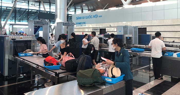 Khu vực kiểm tra an ninh tại sảnh đi quốc nội nhà ga mới T2 | Sân bay Phú Bài Huế