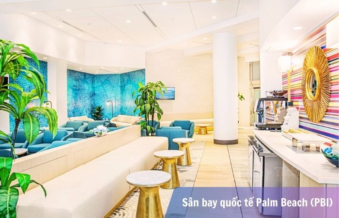 Khu vực phòng chờ tại sân bay Palm Beach (PBI)