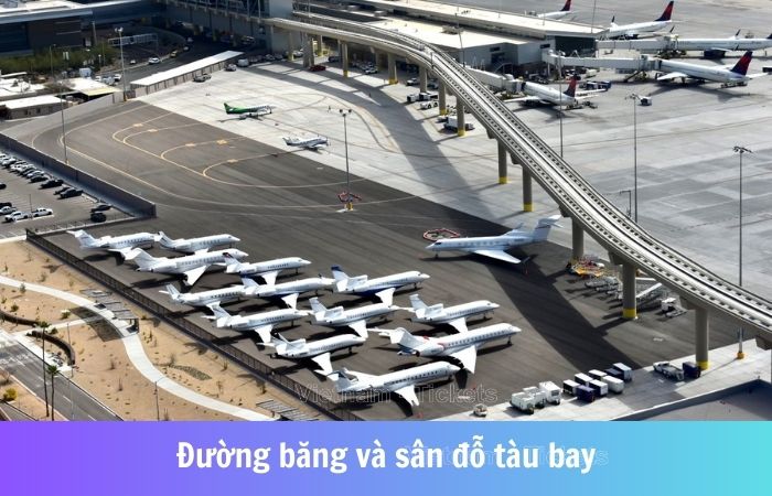 Đường băng và sân đỗ tàu bay tại sân bay Phoenix (PHX)