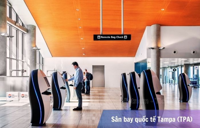 Các quầy thủ tục tự động được bố trí tại sân bay quốc tế Tampa (TPA)