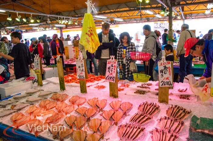 chợ cá Nakaminato