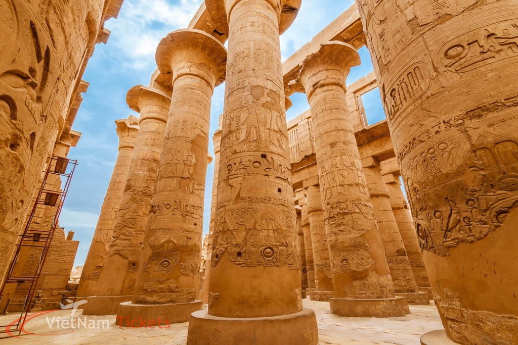 đền Karnak ai cập