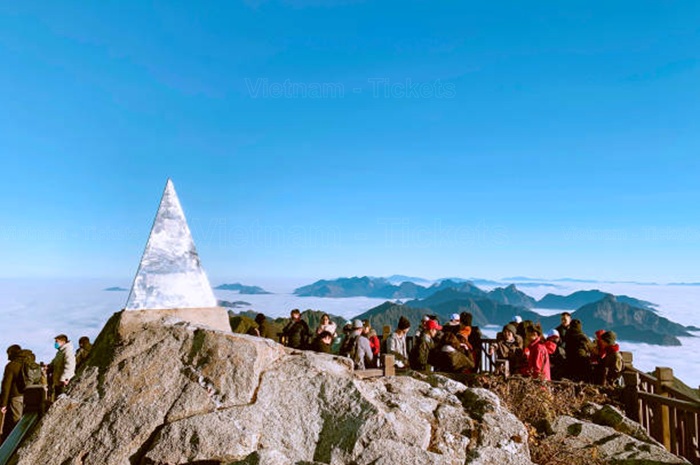 Cùng đoàn chinh Phục đỉnh núi Fansipan - Sapa | Tour Hà Nội Sapa 4N3Đ