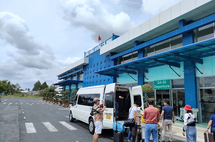 Khu vực đón taxi tại sân bay Cà Mau | Vé máy bay Đà Nẵng Cà Mau