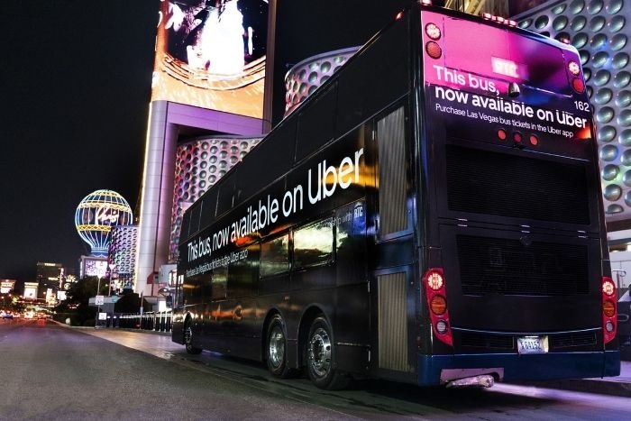  Xe bus Deuce 2 tầng là phương tiện di chuyển quen thuộc tại Las Vegas 