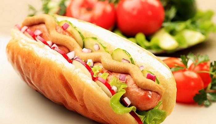 Hot dog kiểu Chicago